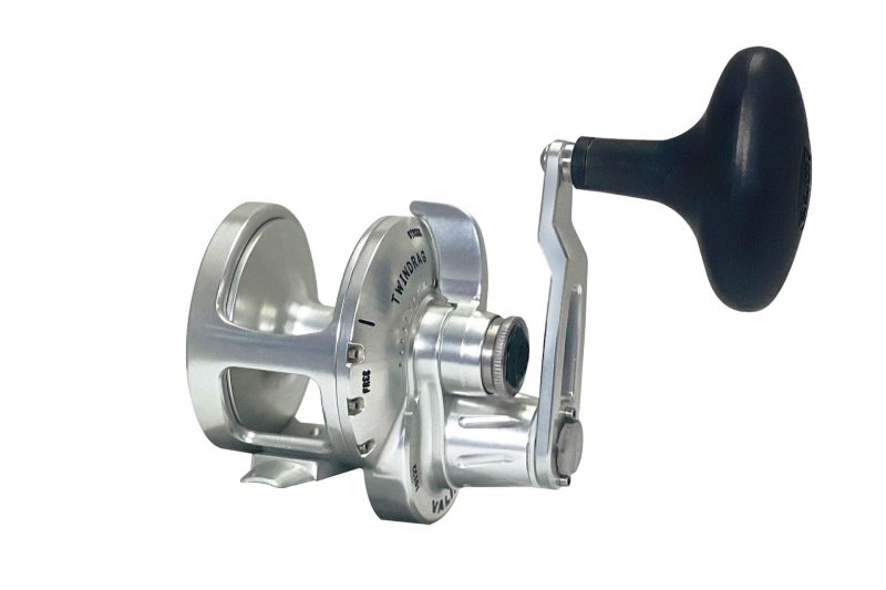 saltwater fishing reel